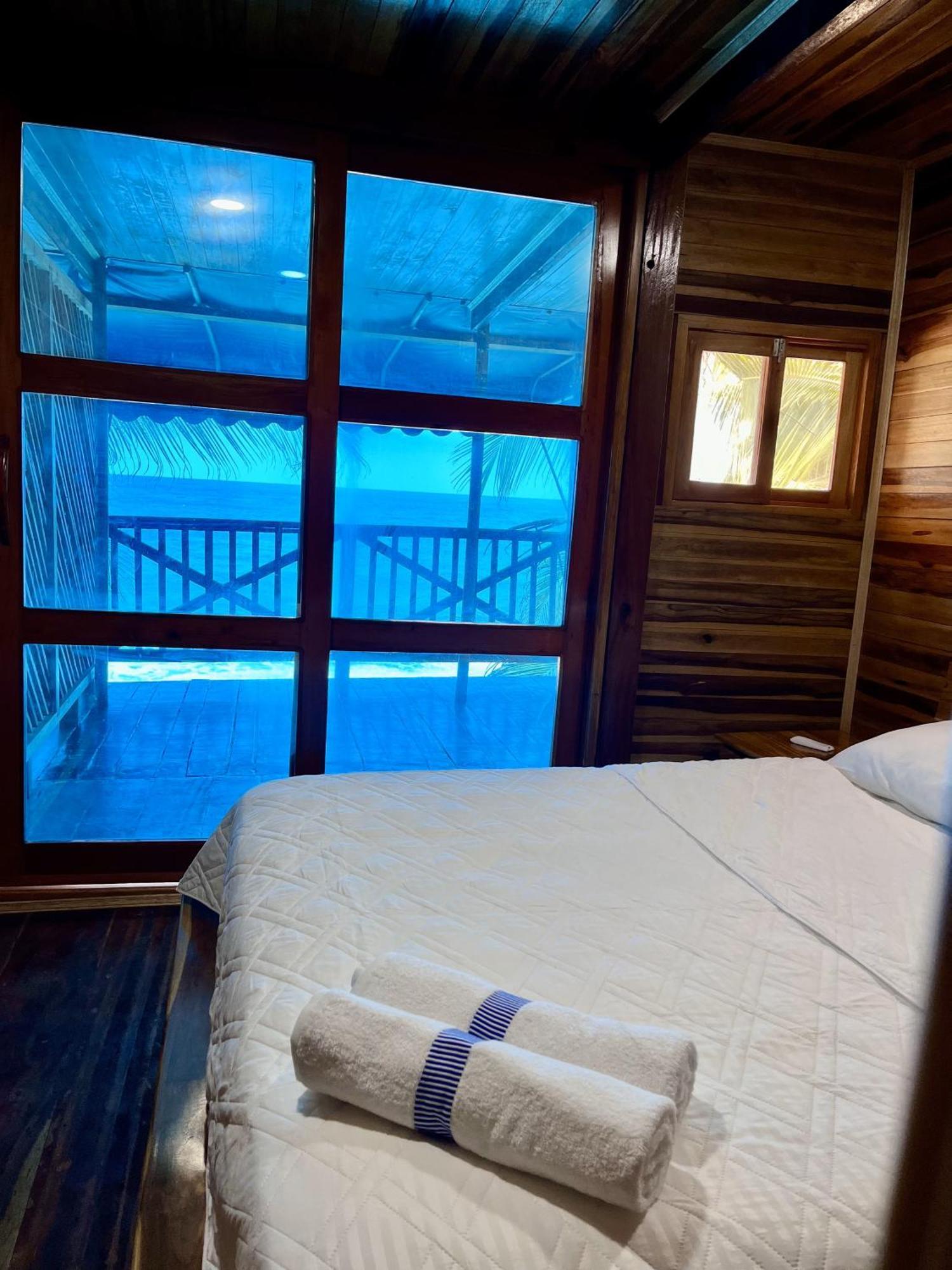 The Shark Cabana Frente Al Mar Los Naranjos Exterior photo